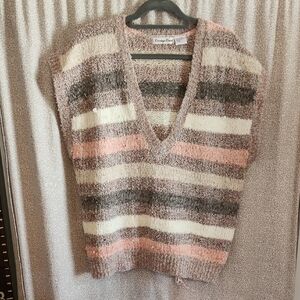 Vintage Carriage Court Cozy Casual V-Neck Sweater Vest